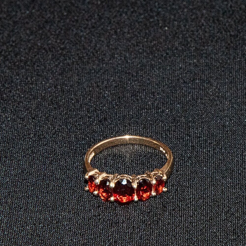 Vintage 14K Solid Yellow Gold and 5 Garnet Ring,  Size 7 3/4
